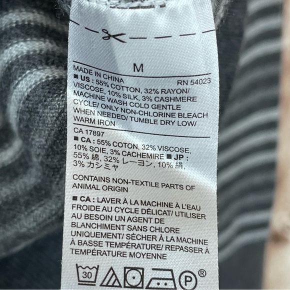 Banana Republic Long Sleeve Striped Silk & Cashmere Blend Sweater Size Medium - Picture 7 of 7